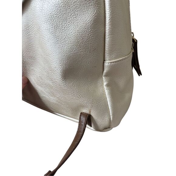 Harry Potter Hedwig Hogwarts Letter Mini Backpack - Picture 10 of 16